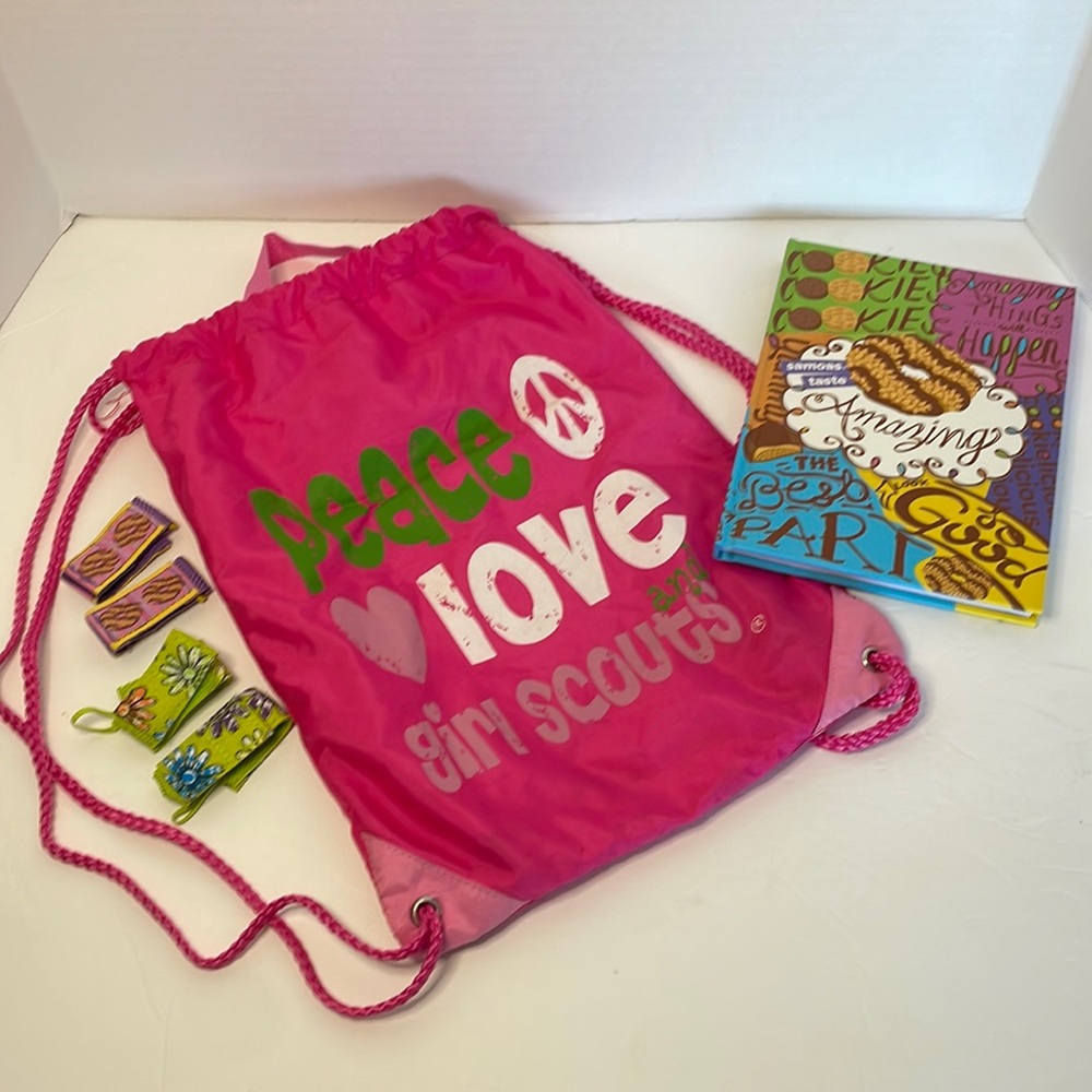Girl Scouts Peace, Love & Girl Scout cinch sak,t shirt  holders & cookie journal
